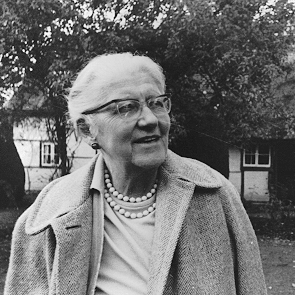Cynthia Harnett