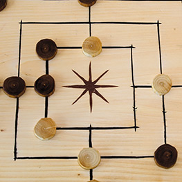 Abbildung2 Brettspiele aus Holz