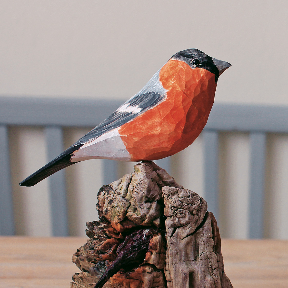 Abbildung5 Vögel aus Holz