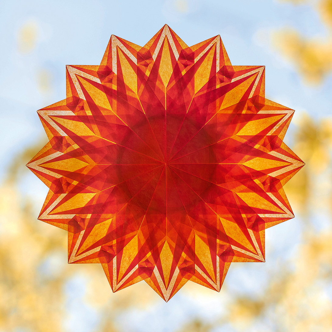 Abbildung6 Magische Fenstersterne aus Seidenpapier